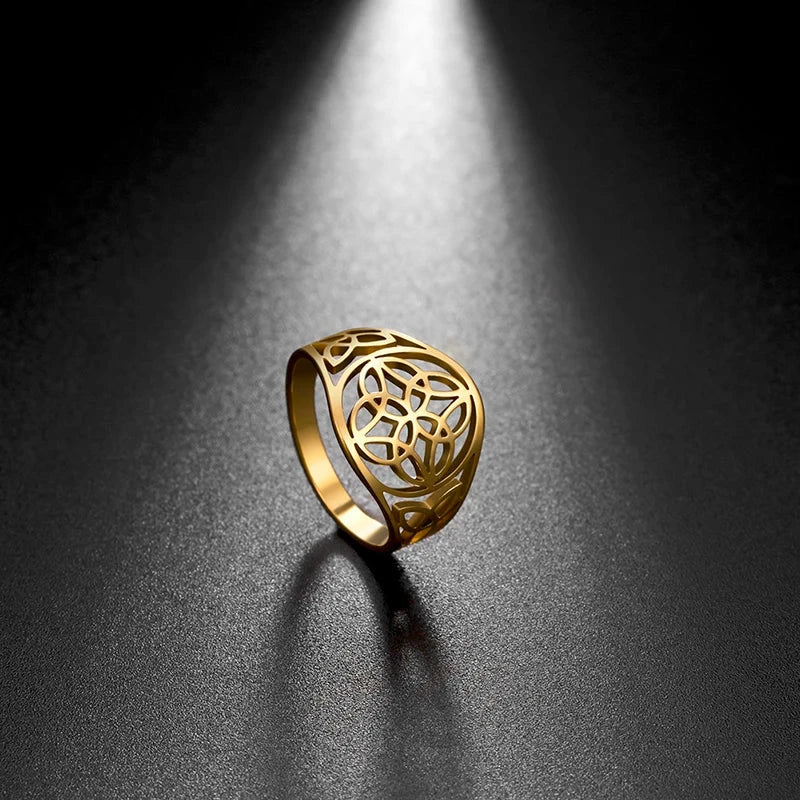 Trinity Knot Ring